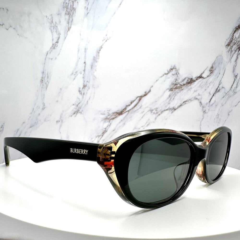 New Burberry Sunglasses Black Vintage Check Oval Gold Logo Womens New BURBERRY - Picture 15 of 16